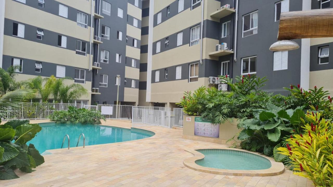 Appartamento Apartamento Jardim Das Palmeiras 2 Ubatuba Esterno foto