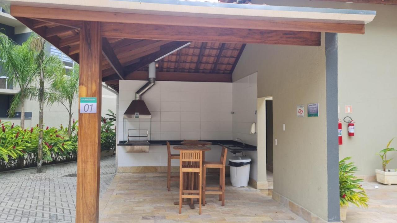 Appartamento Apartamento Jardim Das Palmeiras 2 Ubatuba Esterno foto